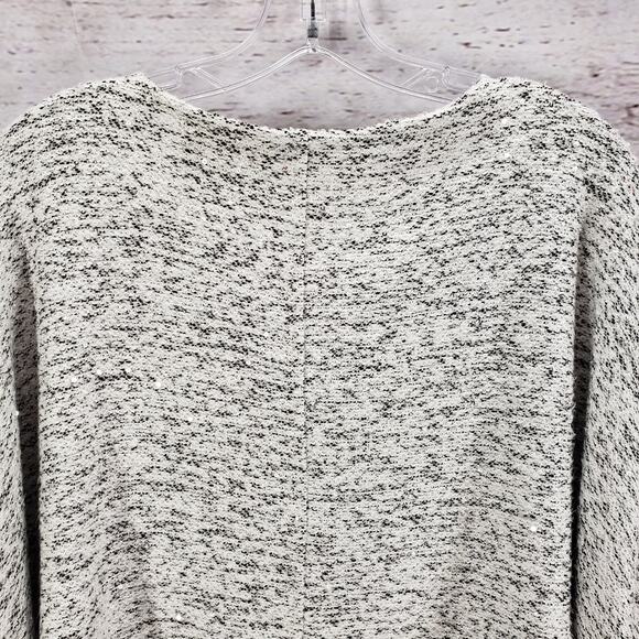 Chico's Black White Knit Textured Mini Fringe Dolman Sleeve Top Size 3 - Picture 12 of 15